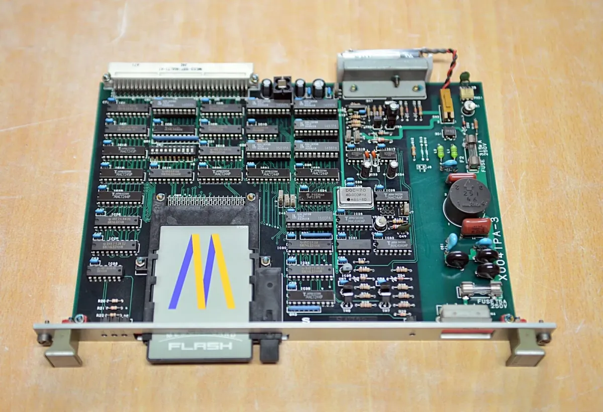 FUJI VME Memory Board VM1932 X004IPA-3